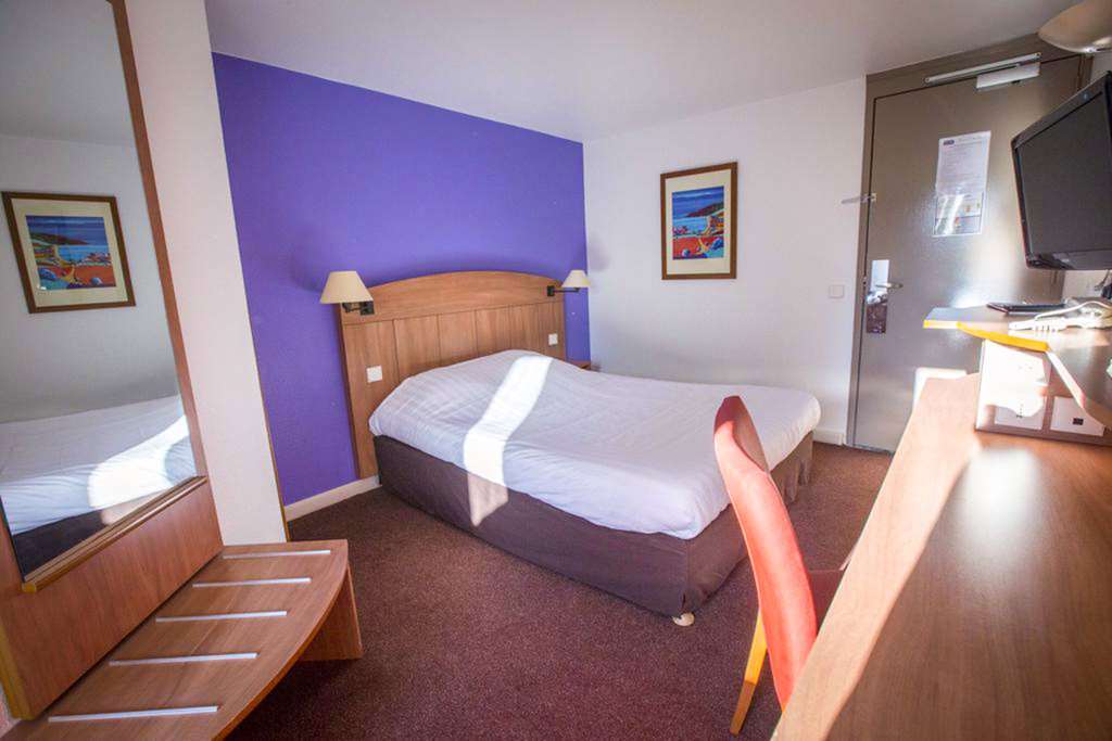 Comfort Hotel Grenoble Meylan Δωμάτιο φωτογραφία
